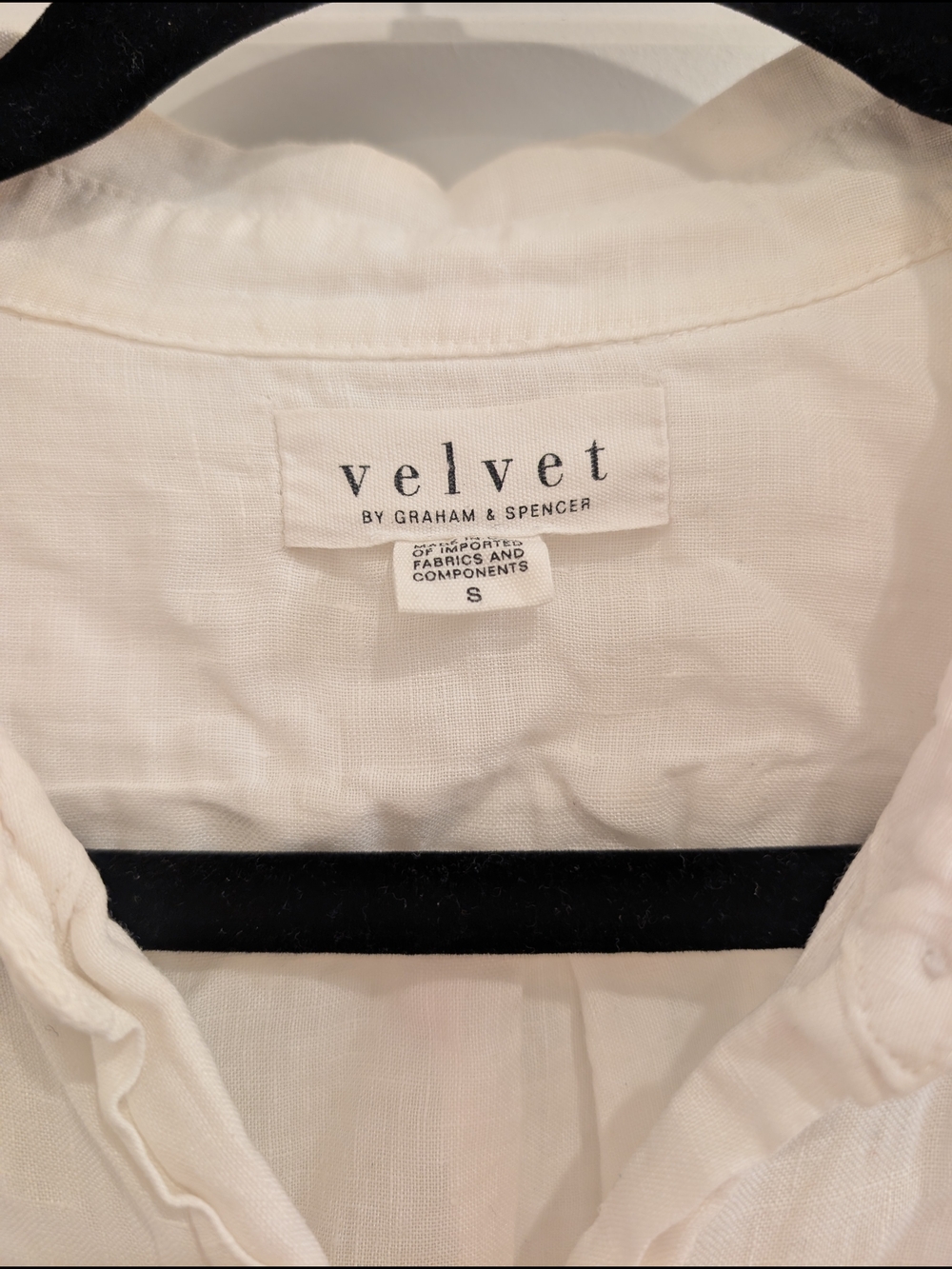 100% Linen Blouse by Graham & Spencer. White, Size Small.